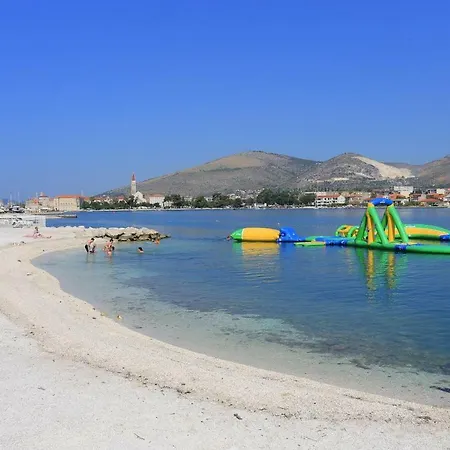 Apartment With A Parking Space - 17703 Trogir